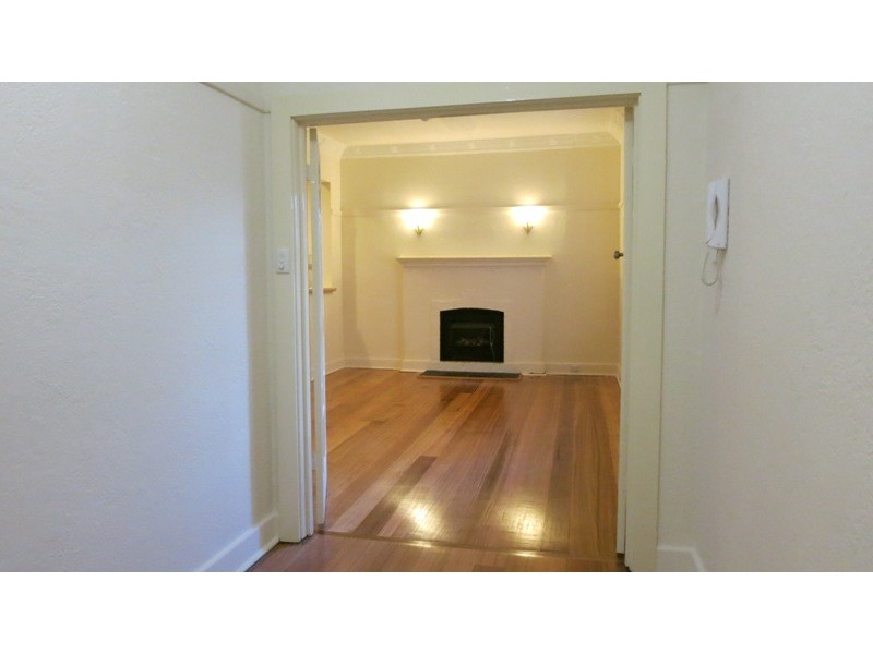 4/100 Hotham Street, East Melbourne VIC 3002