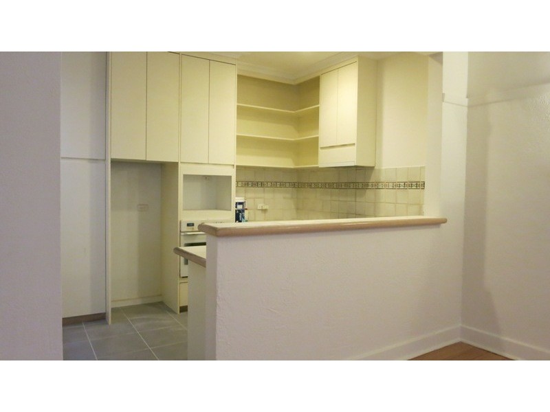 4/100 Hotham Street, East Melbourne VIC 3002