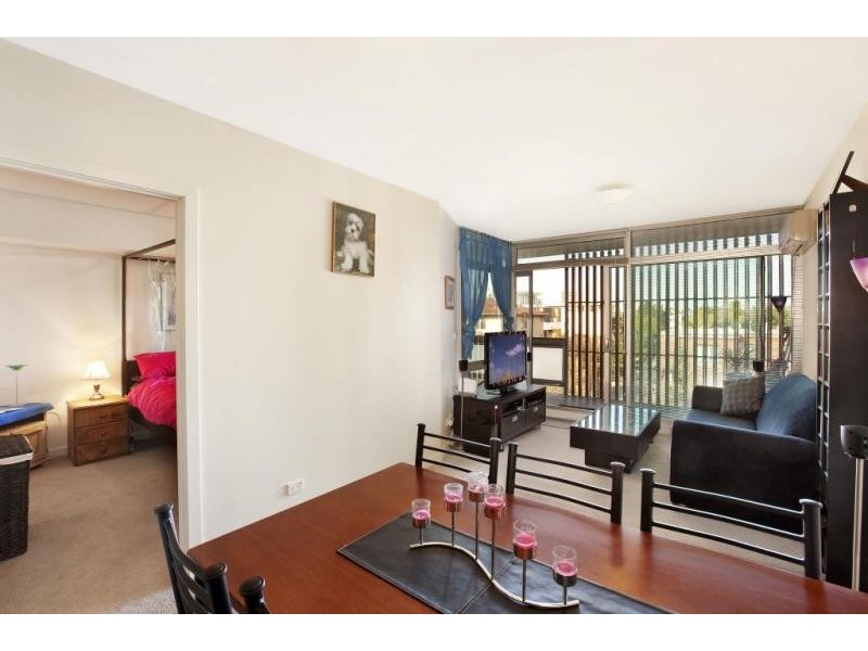 66/352 Canterbury Road, St Kilda VIC 3182