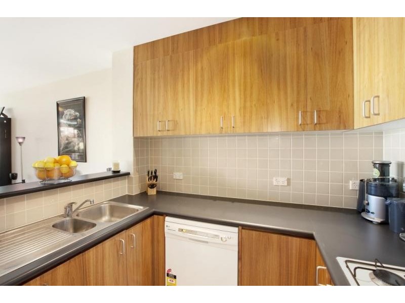 66/352 Canterbury Road, St Kilda VIC 3182