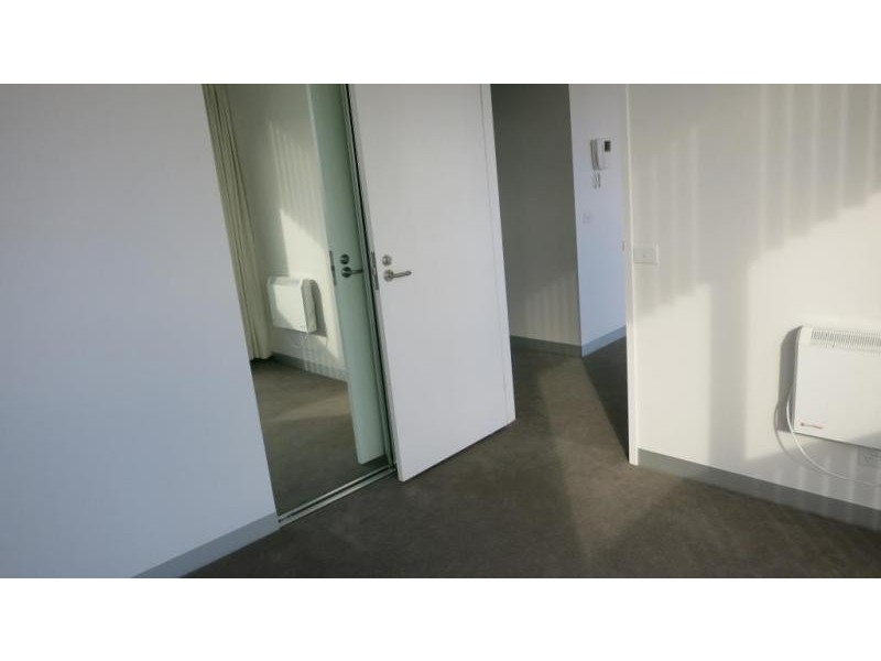 1704/6 Leicester Street, Carlton VIC 3053
