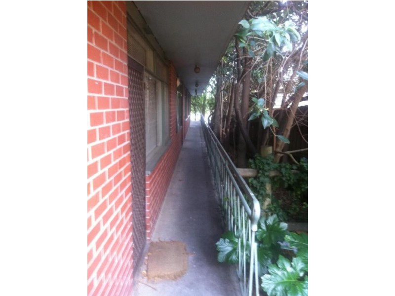 8/9 South Terrace, Clifton Hill VIC 3068
