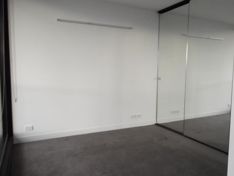 1710/31 Abeckett Street, Melbourne VIC 3000