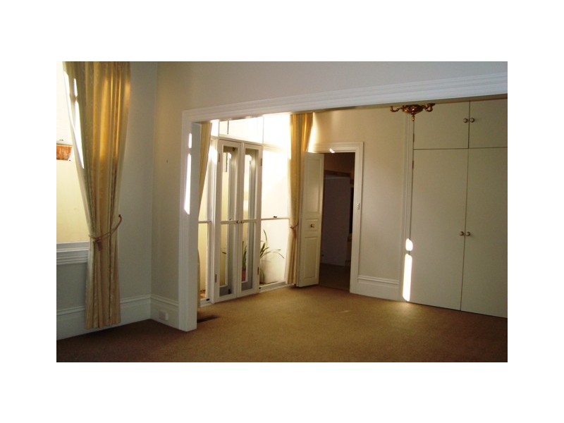 142 Simpson Street, East Melbourne VIC 3002