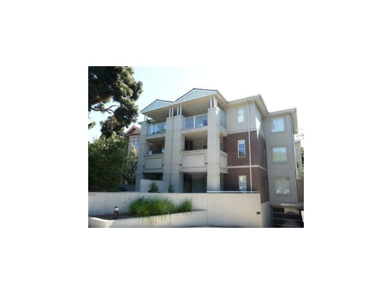 4/327 Dandenong Road, Prahran VIC 3181