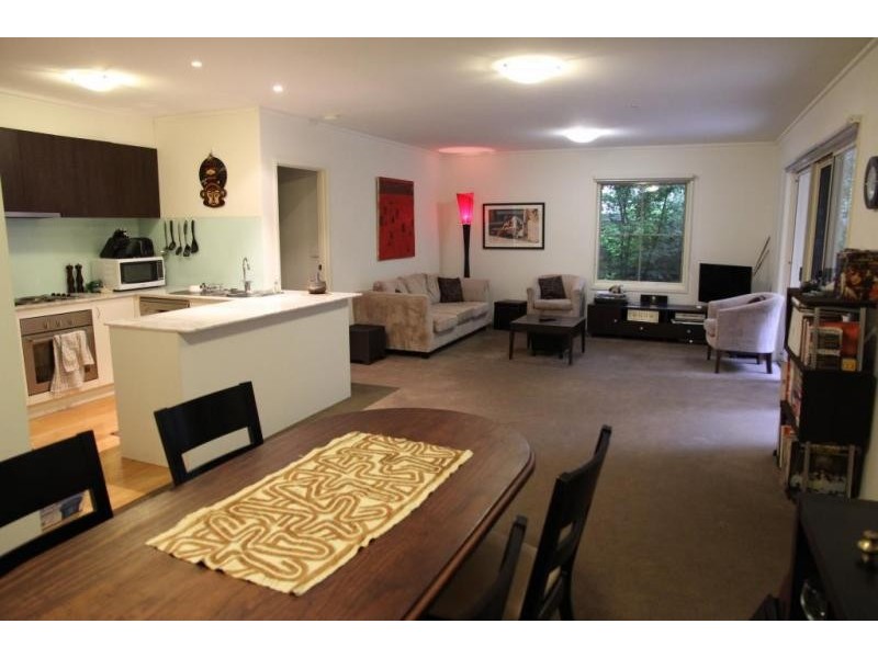 4/327 Dandenong Road, Prahran VIC 3181