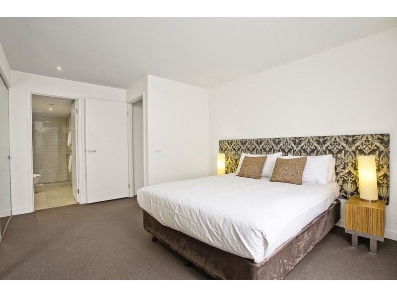 1320/572 St Kilda Road, Melbourne VIC 3000
