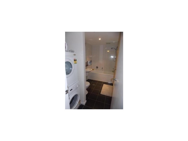 702/11-17 Cohen Place, Melbourne VIC 3000