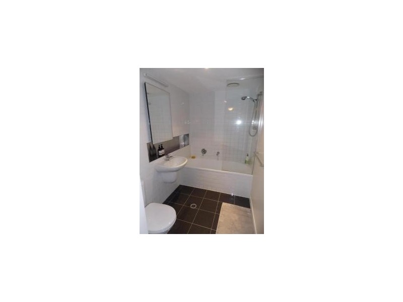 702/11-17 Cohen Place, Melbourne VIC 3000