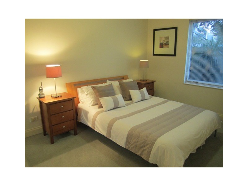 4/8 Wells Street, Southbank VIC 3006