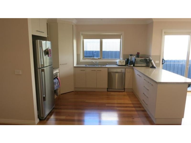 35 Seves Street, Altona VIC 3018