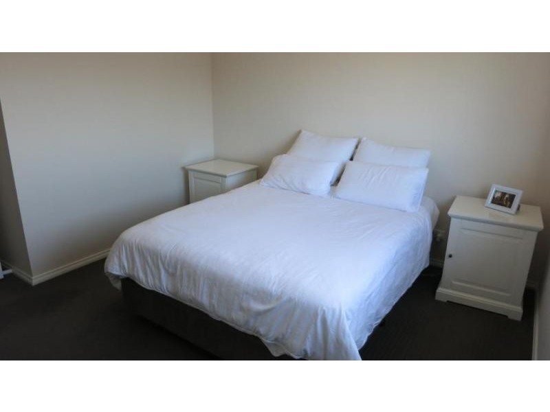 35 Seves Street, Altona VIC 3018