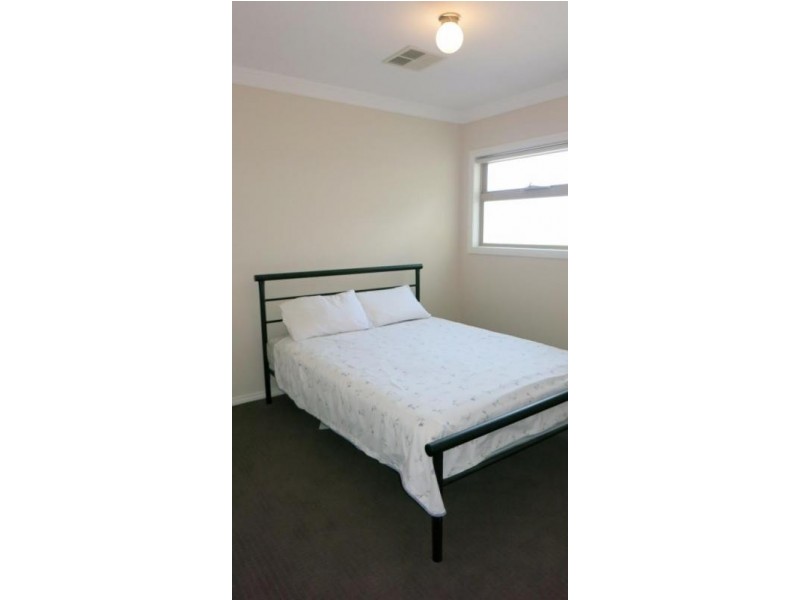 35 Seves Street, Altona VIC 3018