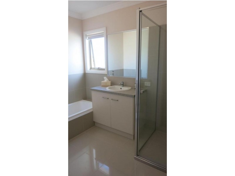 35 Seves Street, Altona VIC 3018