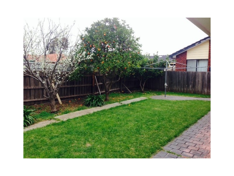 2 Daneson Retreat, Keilor Downs VIC 3038
