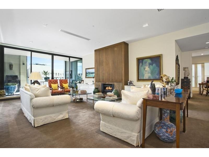 201/150 Clarendon Street, East Melbourne VIC 3002