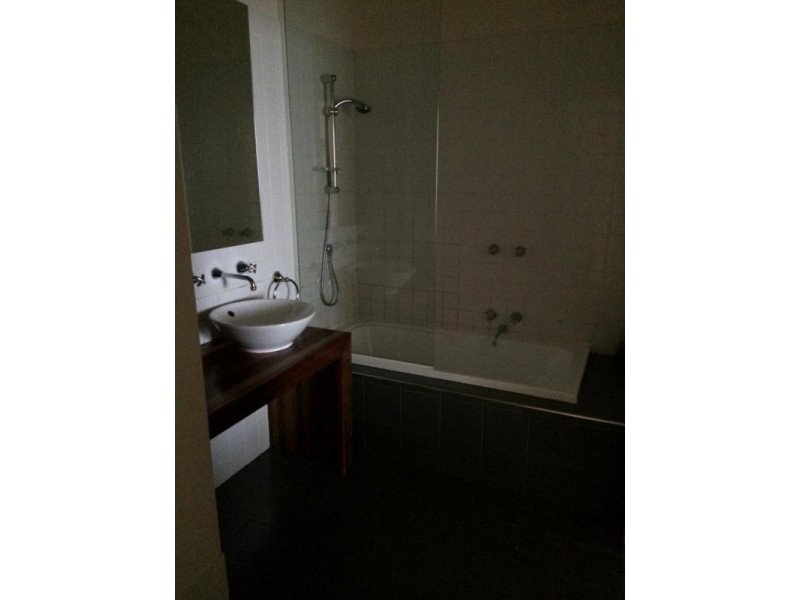 506/166 Wellington Parade, East Melbourne VIC 3002