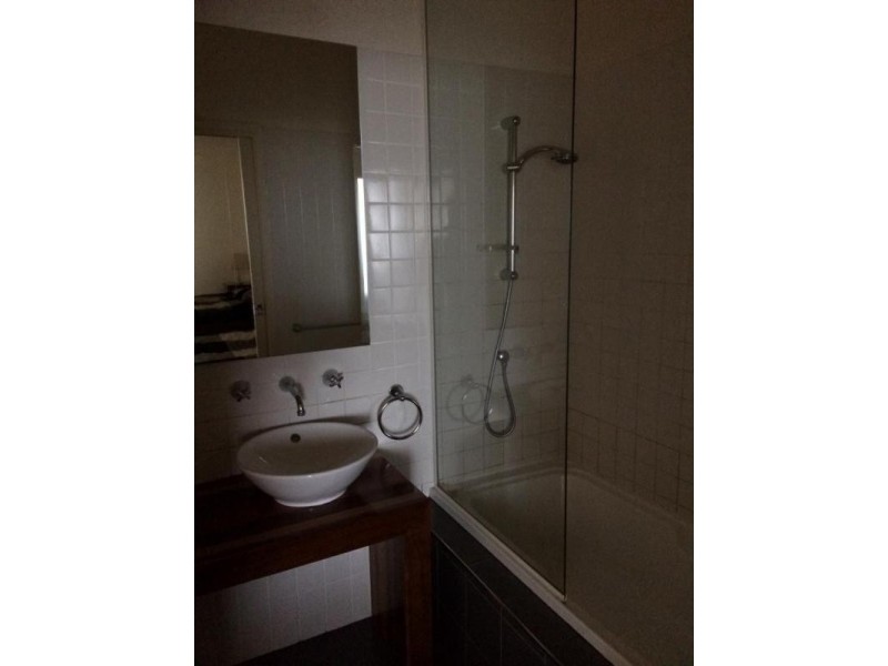 506/166 Wellington Parade, East Melbourne VIC 3002