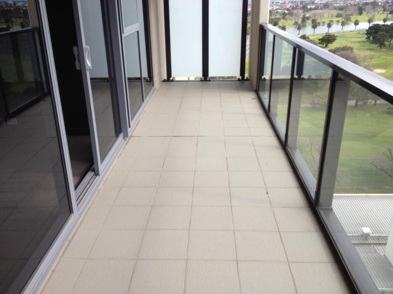 1302/55 Queens Road, Melbourne VIC 3000