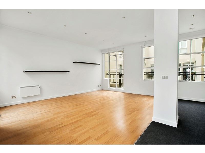 1105/422 Collins Street, Melbourne VIC 3000