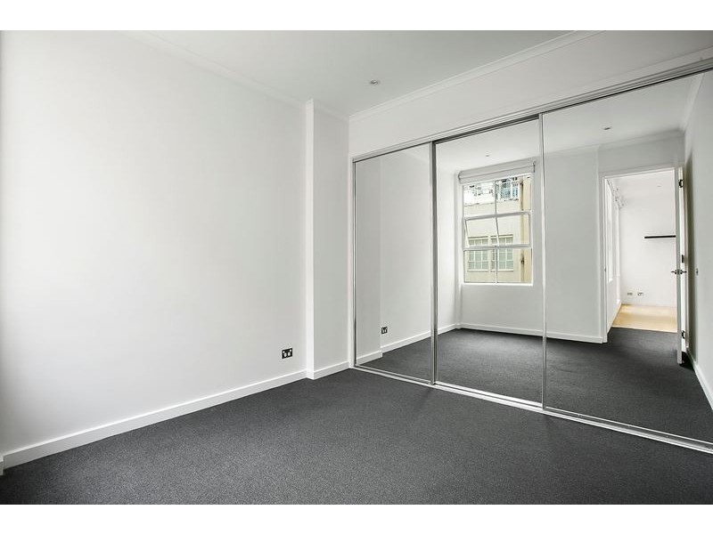 1105/422 Collins Street, Melbourne VIC 3000