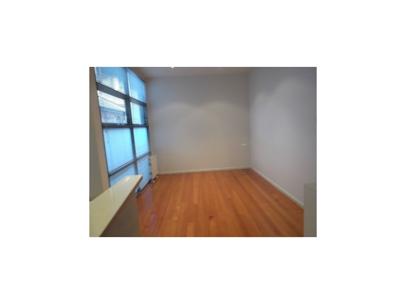 102 Cardigan Street, Carlton VIC 3053