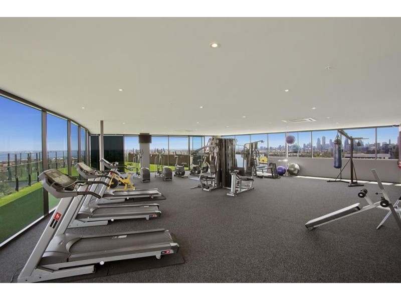 1706/83 Queens Road, Melbourne VIC 3004