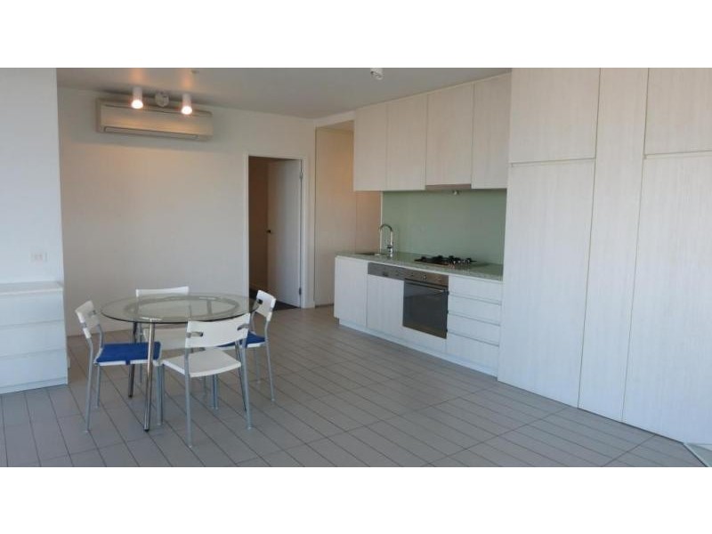 1304/673 La Trobe Street, Docklands VIC 3008