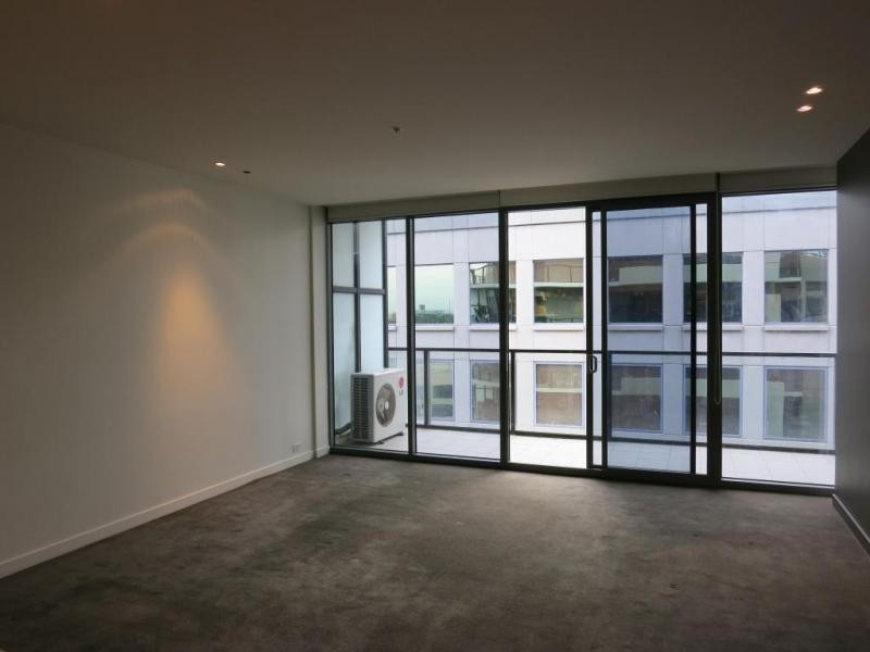 907/55 Queens Road, Melbourne VIC 3000