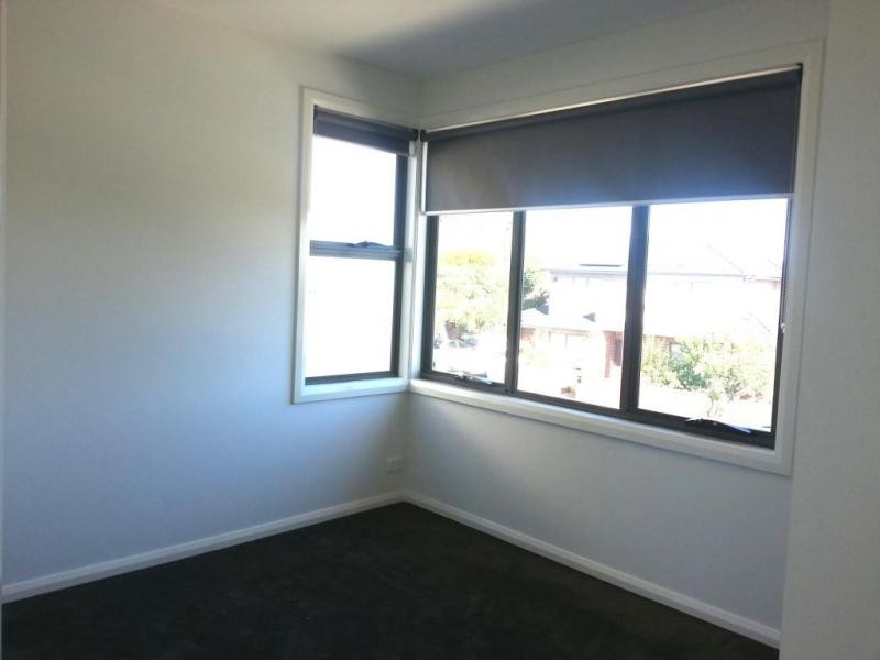 2/62 Chapman Avenue, Glenroy VIC 3046