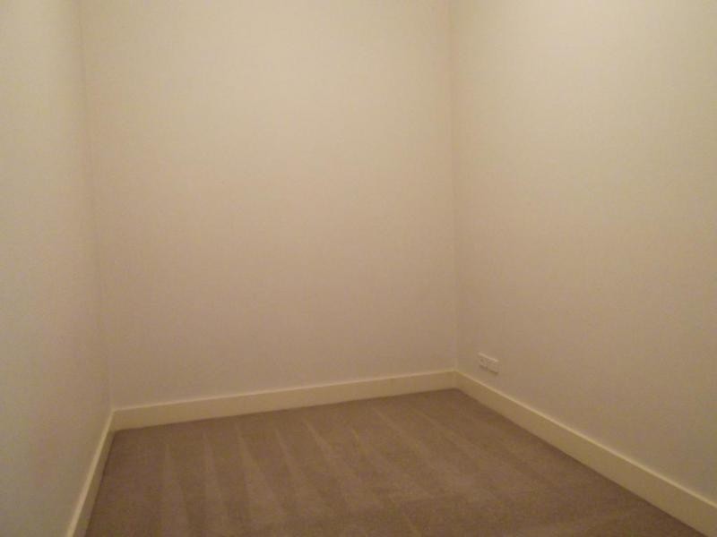 3/20 Somerset Place, Melbourne VIC 3000