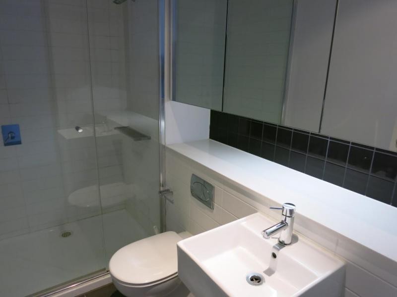 621/32 Bray Street, South Yarra VIC 3141