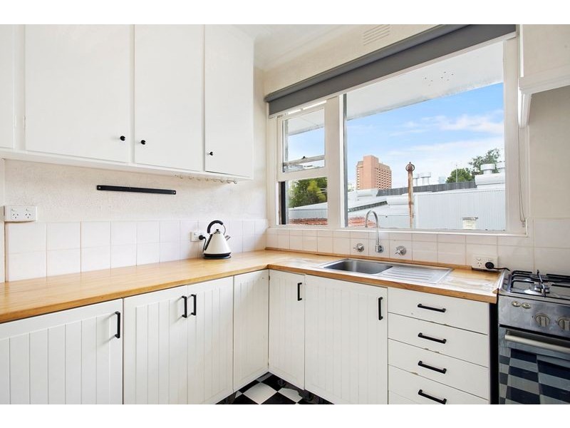 9/108 George Street, East Melbourne VIC 3002