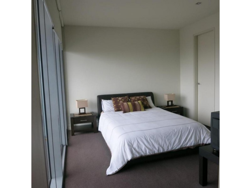 7/23 Beaconsfield Parade, Port Melbourne VIC 3207