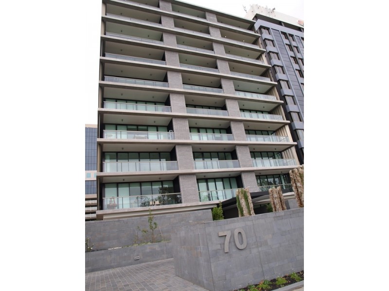 407/70 Queens Road, Melbourne VIC 3004