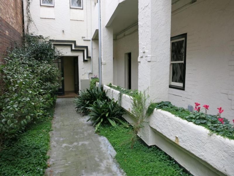 2/80 Gipps Street, East Melbourne VIC 3002