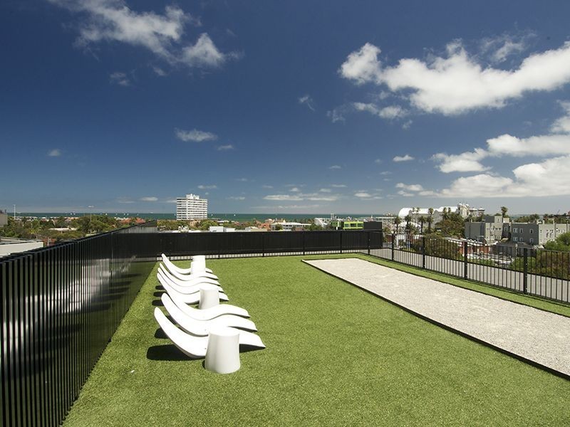 208/173 Barkly Street, St Kilda VIC 3182