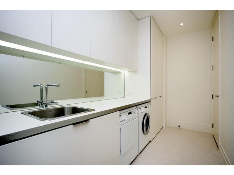 606/150 Clarendon Street, East Melbourne VIC 3002