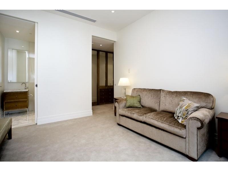 606/150 Clarendon Street, East Melbourne VIC 3002