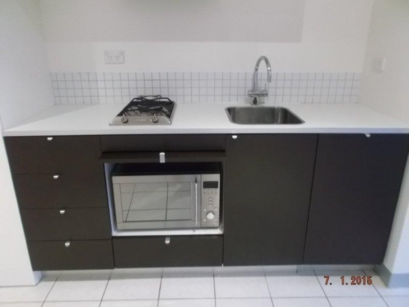 205D/604 Swanston Street, Carlton VIC 3053