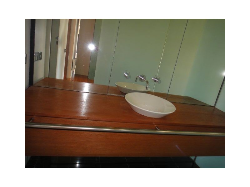 33/300 King Street, Melbourne VIC 3000