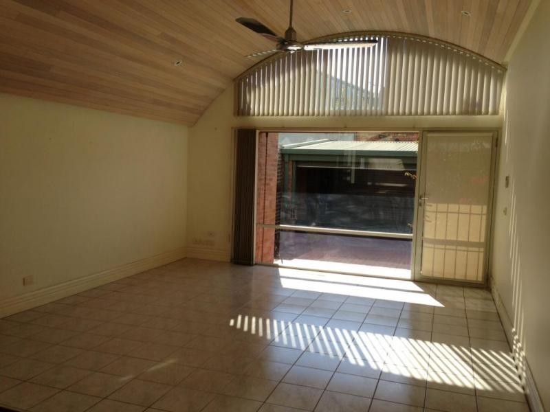 68 Young Street, Fitzroy VIC 3065