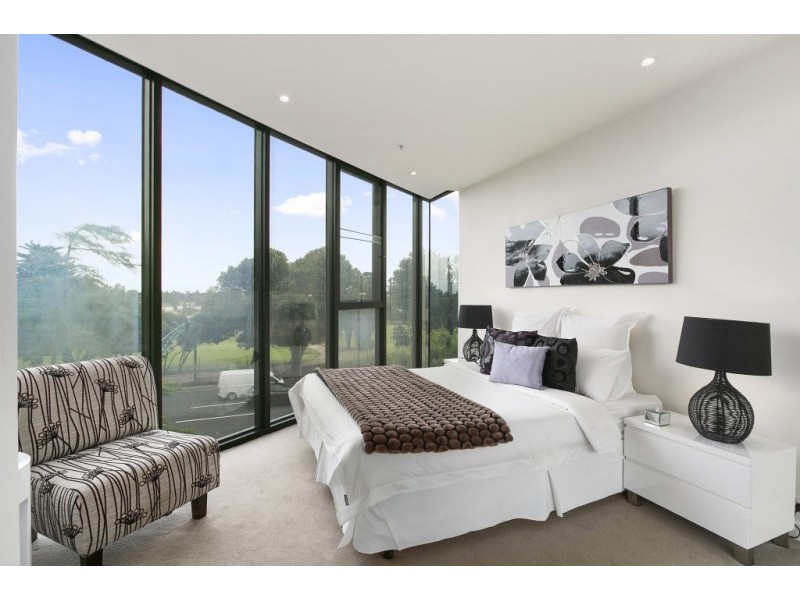 201/55 Queens Road, Melbourne VIC 3000