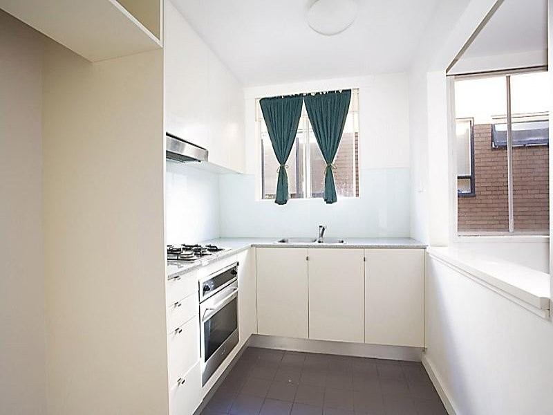 6/242 Toorak Road, South Yarra VIC 3141