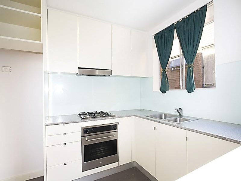 6/242 Toorak Road, South Yarra VIC 3141