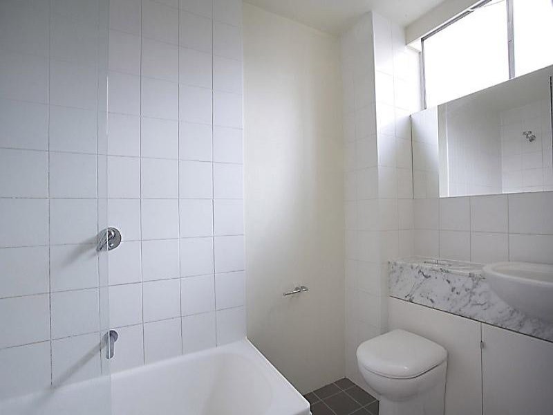 6/242 Toorak Road, South Yarra VIC 3141