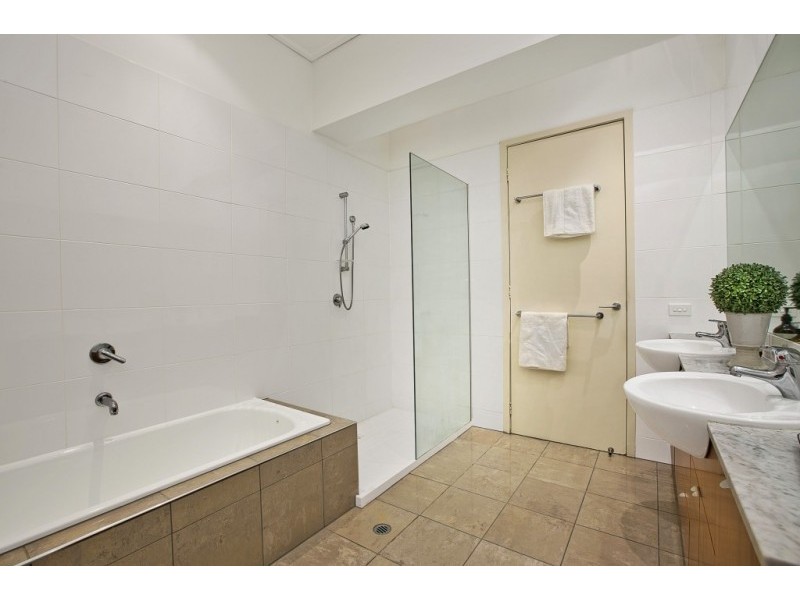 9/192 Little Collins Street, Melbourne VIC 3000