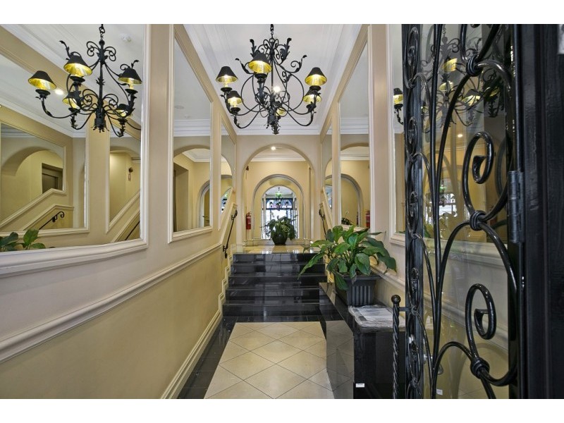 9/192 Little Collins Street, Melbourne VIC 3000