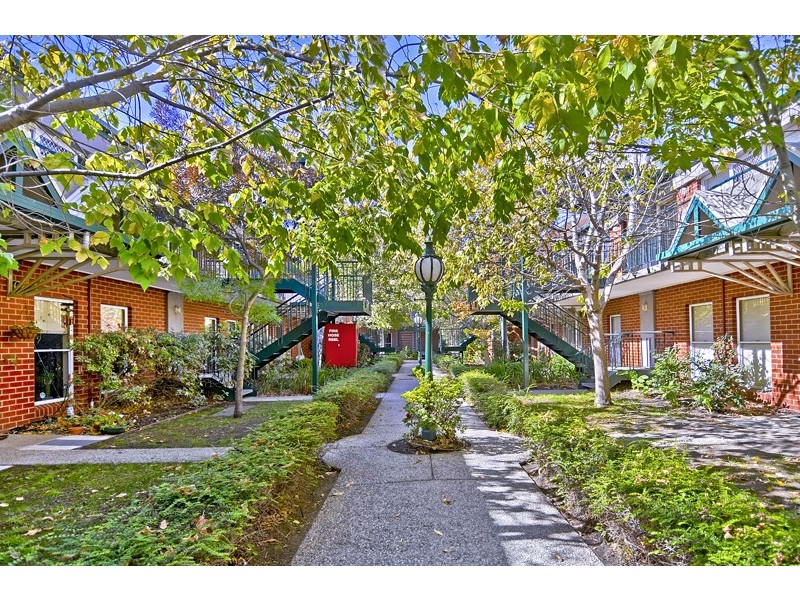 30/16 Nicholson Street, Fitzroy North VIC 3068