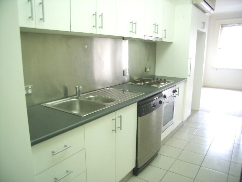 5/20 Somerset Place, Melbourne VIC 3000